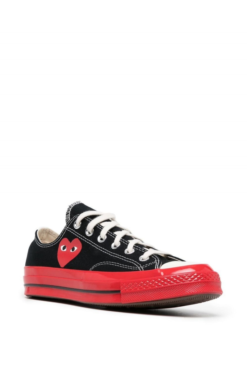 Play Converse Chuck Taylor Low Red Sole P1K123