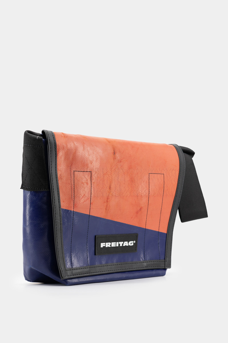 FREITAG オレンジ メッセンジャーバッグ F11 LASSIE FREITAG オレンジ