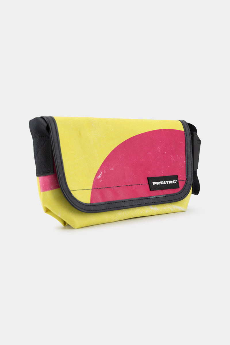 Messenger Extra Small F41 HAWAII FIVE O