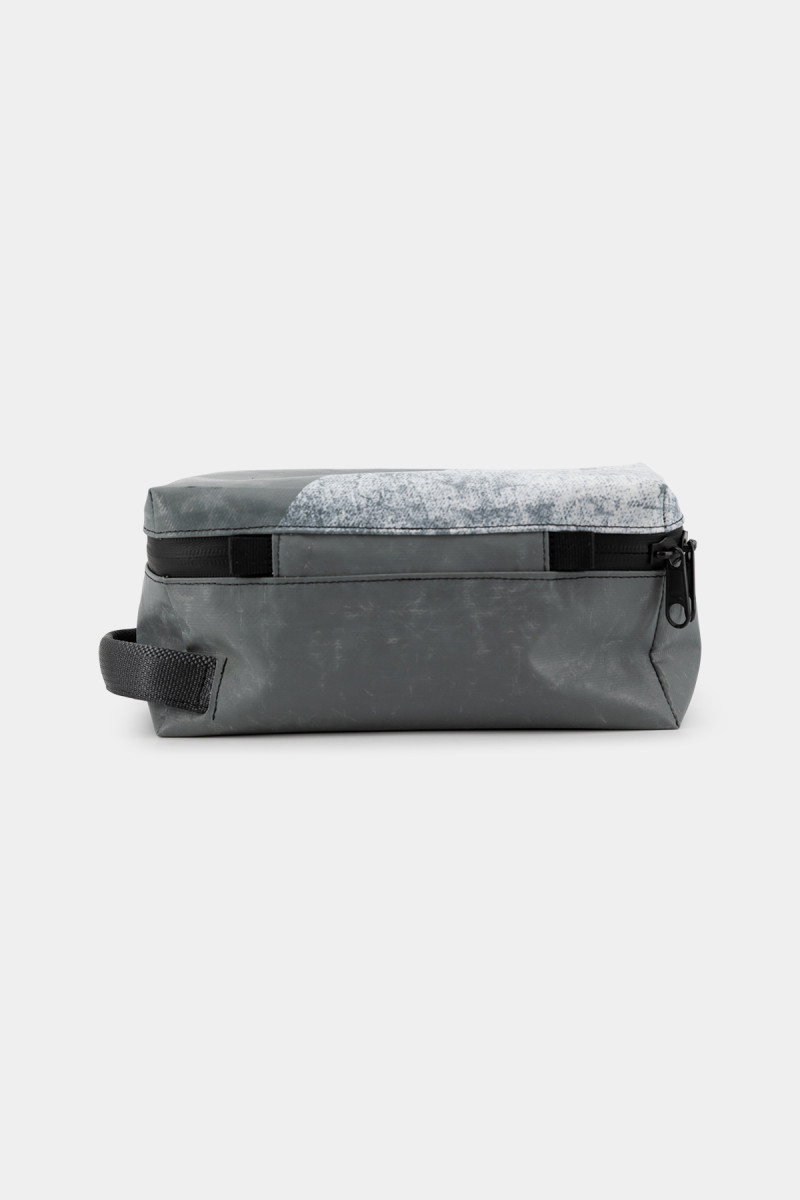 Toiletry Bag Medium F36 WAYNE