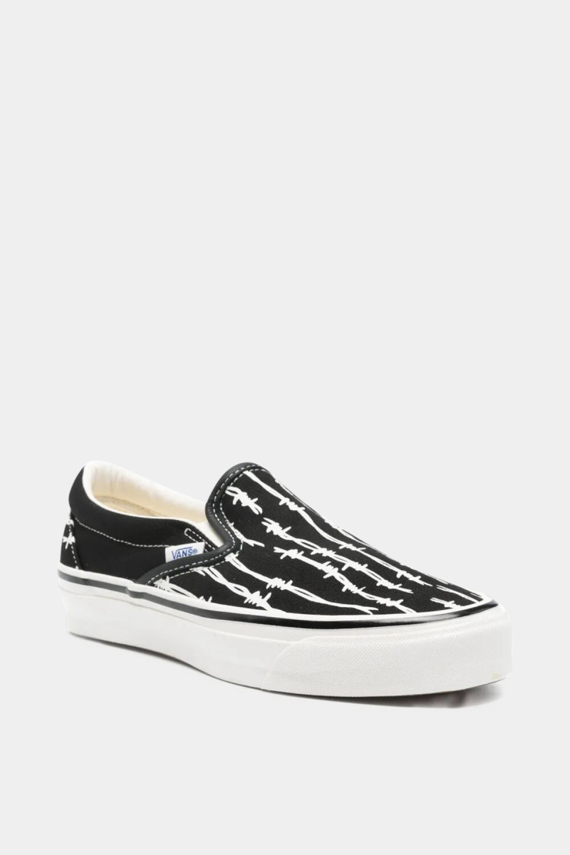 LX Classic Slip-On 98 VN000E96WU81