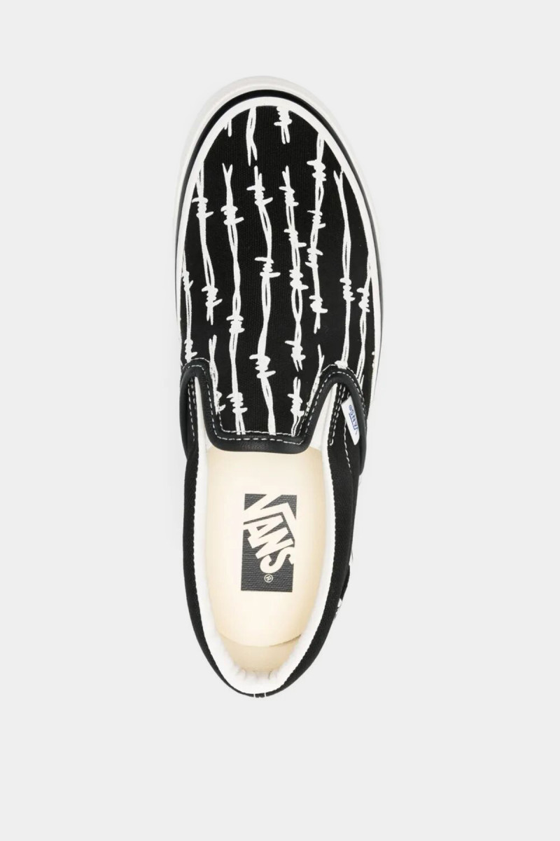 LX Classic Slip-On 98 VN000E96WU81