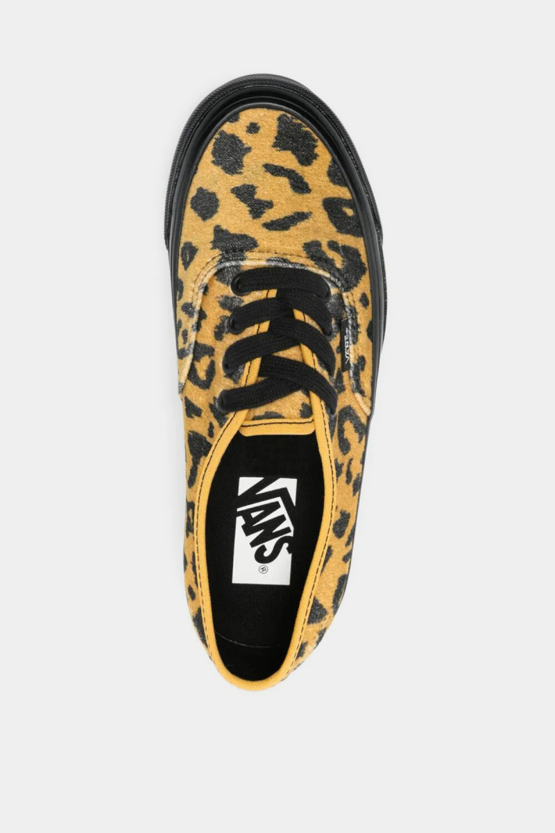 LX Authentic 44 VN000EBNLPR1
