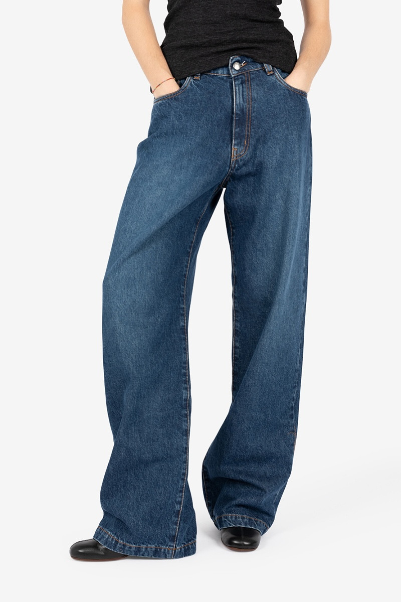 Red Cross Stone RED CROSS S SA15 U97 CN100