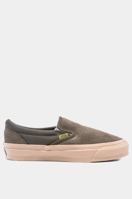 LX Classic Slip-On 98 VN000D9WEMP1