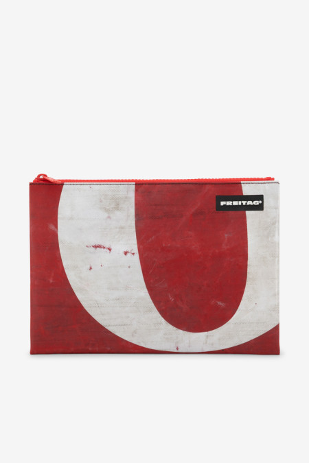 Pouch Medium F07 CHUCK