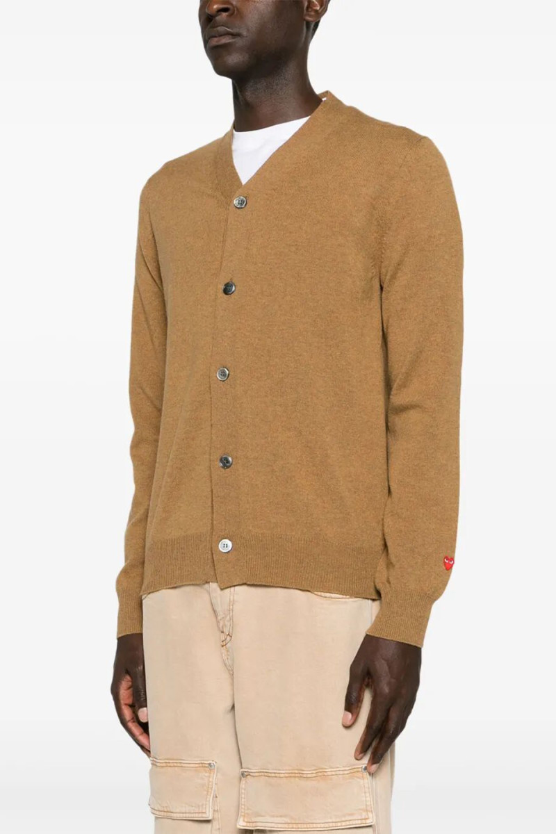 V-NECK CARD SMALL RED HEART AX N092 051